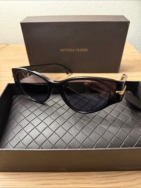 Bottega Veneta Black Cat-Eye Sunglasses with Gold Accents BV1002S